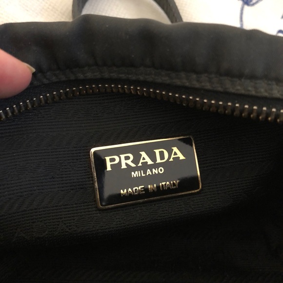 Auth Prada Tessuto Impuntu Nylon Quilted Crossbody - Picture 7 of 10